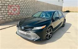 تۆیۆتا کامری